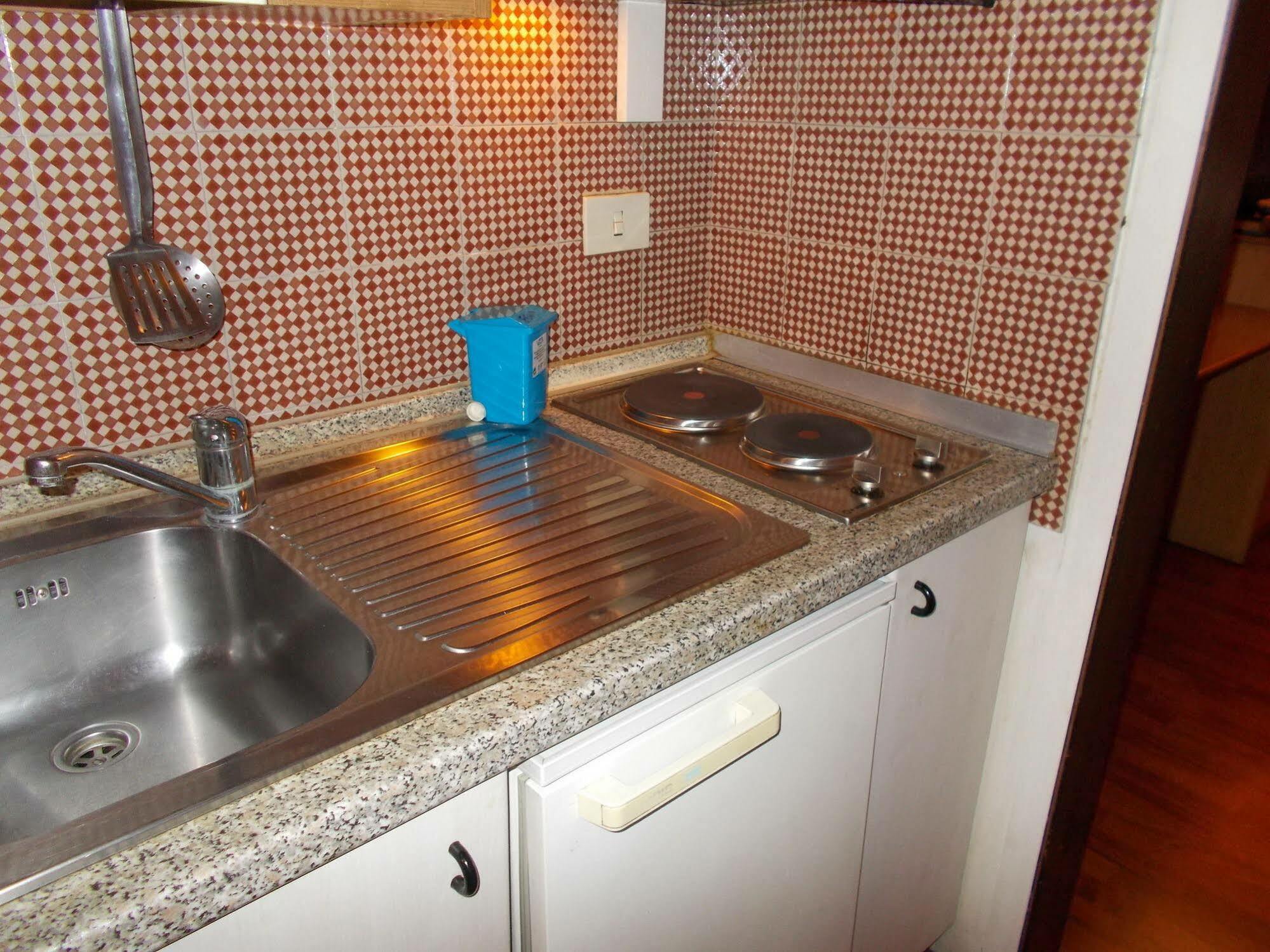 Residence Pola Milan Extérieur photo