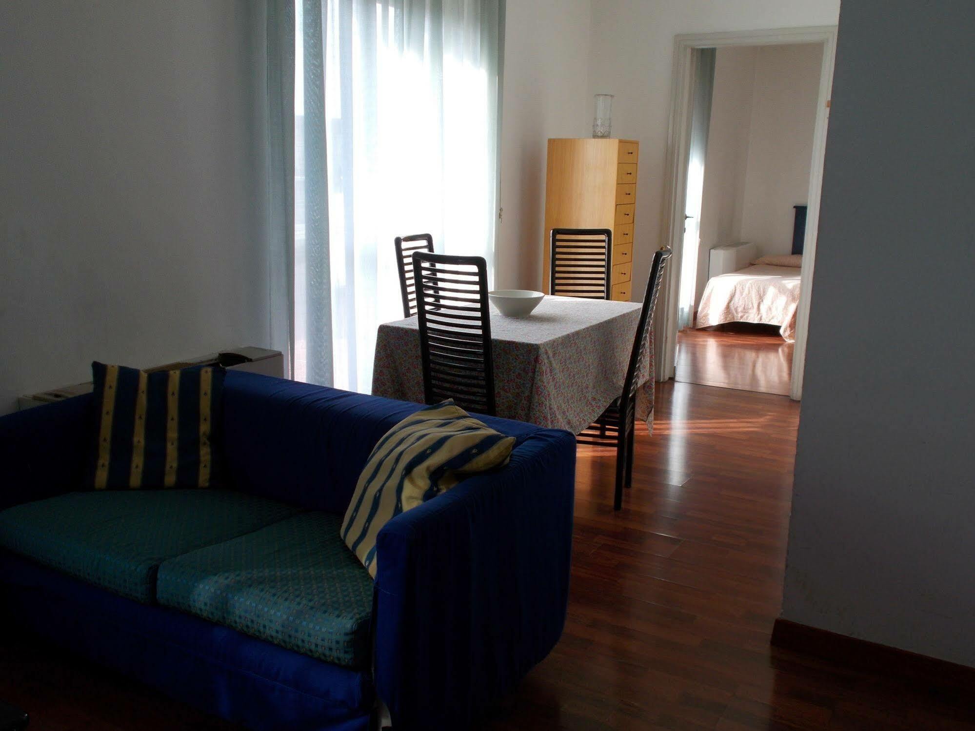 Residence Pola Milan Extérieur photo